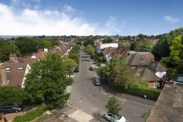 West Heath Place, London, NW11 NW11 8NL