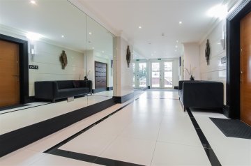 2 bedroom, 2 bathroom Apartment NW11 8NL