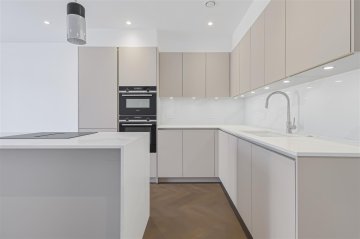 BEECHCROFT AVENUE, GOLDERS GREEN, NW11 NW11 8BJ
