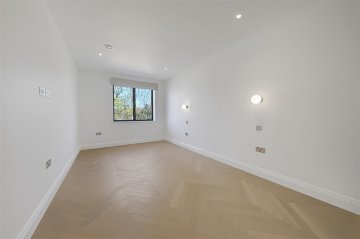 BEECHCROFT AVENUE, GOLDERS GREEN, NW11 NW11 8BJ