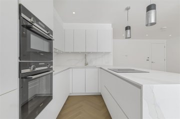 BEECHCROFT AVENUE, GOLDERS GREEN, NW11 NW11 8BJ