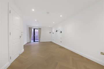 BEECHCROFT AVENUE, GOLDERS GREEN, NW11 NW11 8BJ