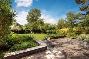 Hill Top, NW11 NW11 6EA