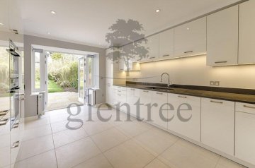 BRUNNER CLOSE, HAMPSTEAD GARDEN SUBURB, N2 NW11 6NP