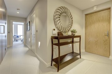 FINCHLEY ROAD, GOLDERS GREEN, NW11 NW11 8AX