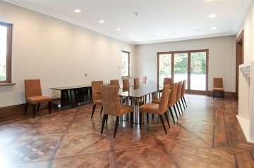 COURTENAY AVENUE, KENWOOD, N6 N6 4LP