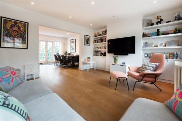 Sutcliffe Close, NW11 NW11 6NT