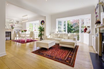 Hill Top, NW11 NW11 6EH