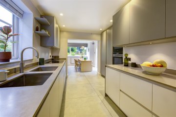 Greenhalgh Walk, N2 N2 0DJ