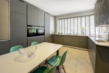 Lytton Close, n2 N2 0RH