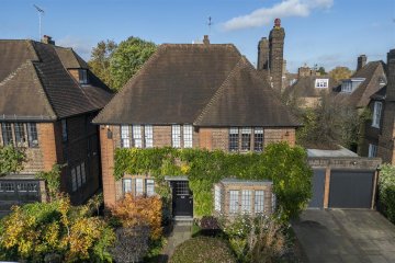 Constable Close, NW11 NW11 6TY