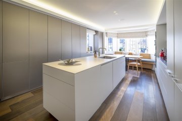 Constable Close, NW11 NW11 6TY