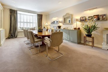 Holne Chase, N2 N2 0QN