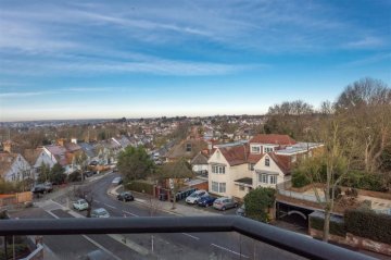 West Heath Place, NW11 NW11 8NL