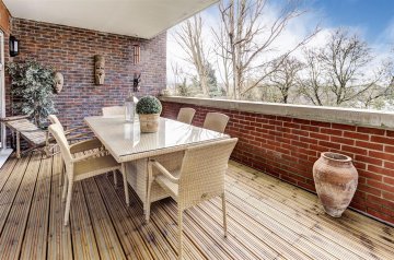 BEAUMONT CLOSE, HAMPSTEAD GARDEN SUBURB, N2 N2 0GA