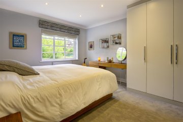 Greenhalgh Walk, N2 N2 0DJ