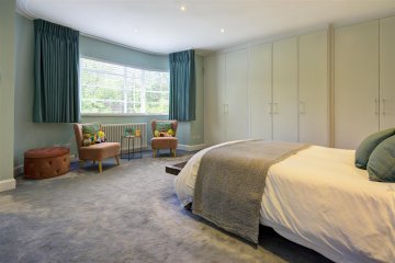 Lytton Close, n2 N2 0RH