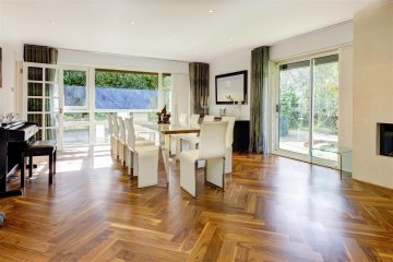 West Heath Avenue, NW11 NW11 7QP