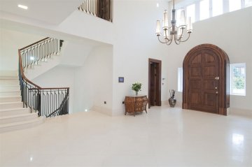 COURTENAY AVENUE, KENWOOD, N6 N6 4LP