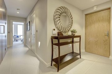 3 Bedrooms, 2 Bathrooms NW11 8AX