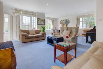 Hampstead Way, NW11 NW11 7YA