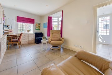 Hampstead Way, NW11 NW11 7YA