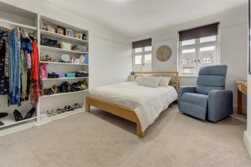 Rotherwick Road, NW11 NW11 7DB